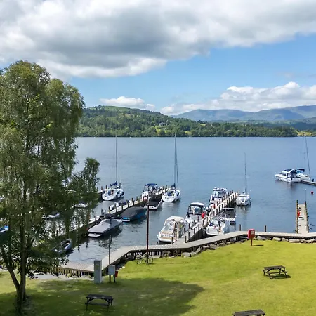 Lakeshaven